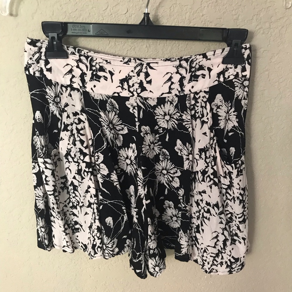 Free People Shorts/Skirt